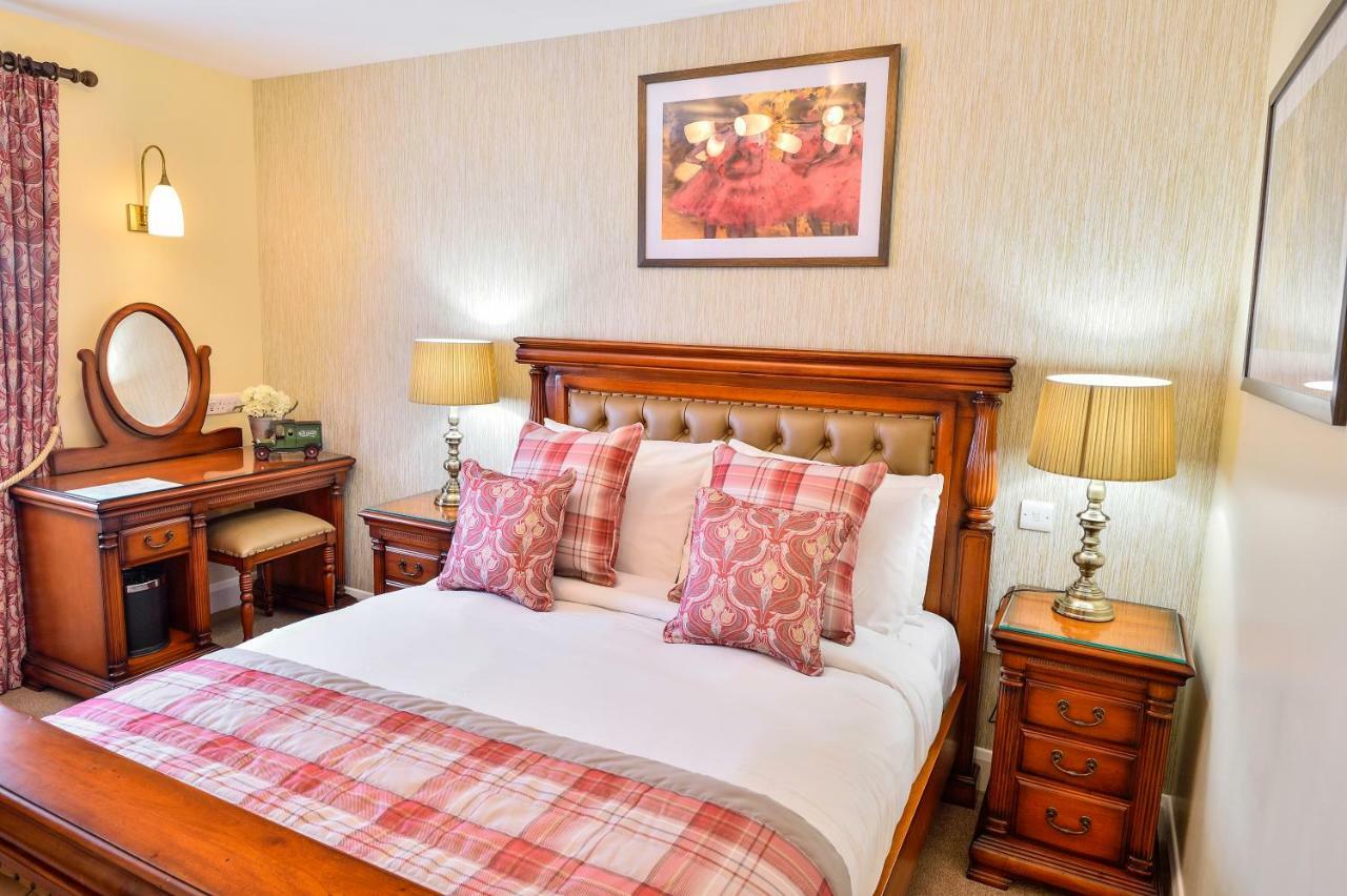 The George Hotel Axminster Buitenkant foto